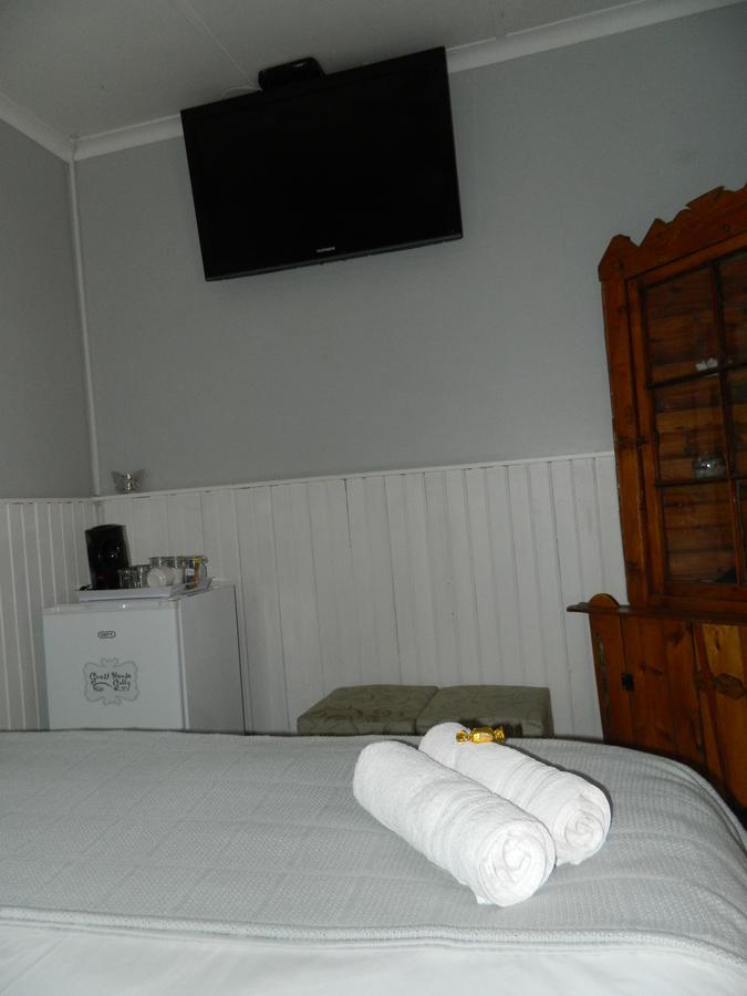 Guest House Gabby Klerksdorp Buitenkant foto
