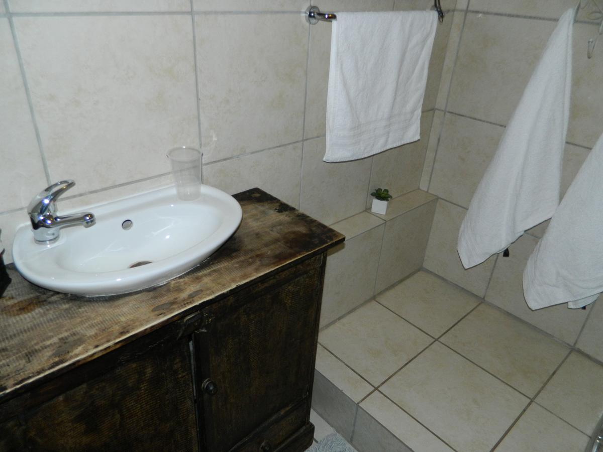 Guest House Gabby Klerksdorp Buitenkant foto