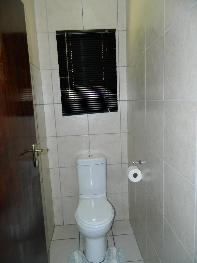 Guest House Gabby Klerksdorp Buitenkant foto
