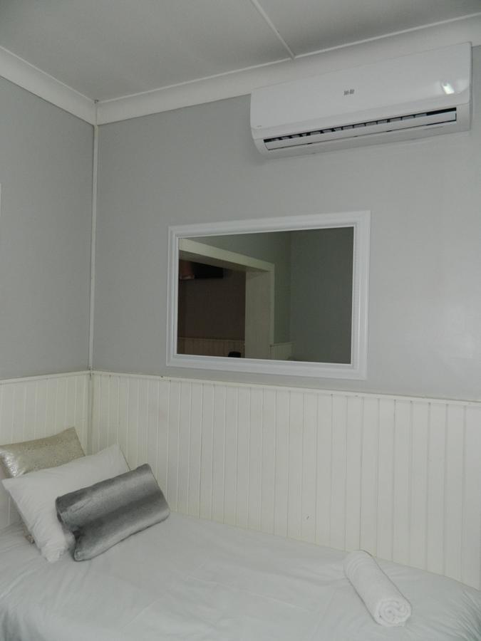 Guest House Gabby Klerksdorp Buitenkant foto